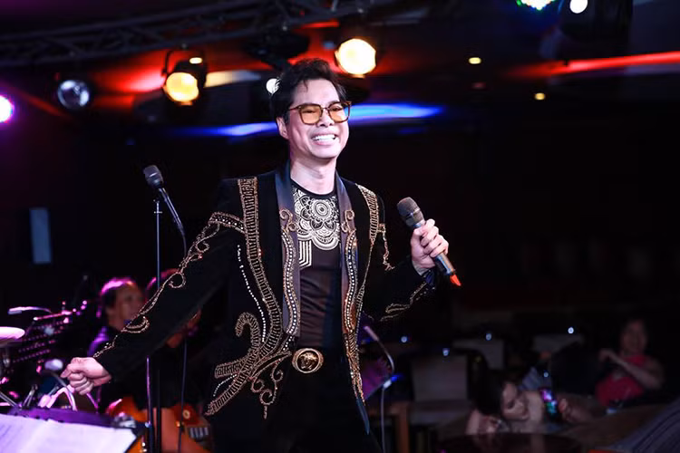 Mới đây, trong buổi ghi hình cho một chương trình, Ngọc Sơn hùng hồn tuyên bố anh đoán được nốt nhạc, điều mà trên quốc tế chưa ai làm được. Phát ngôn của Ngọc Sơn lập tức gây tranh cãi. Số đông khán giả không đồng tình với Ngọc Sơn bởi rất nhiều nhạc sĩ có thể đoán nốt nhạc. 