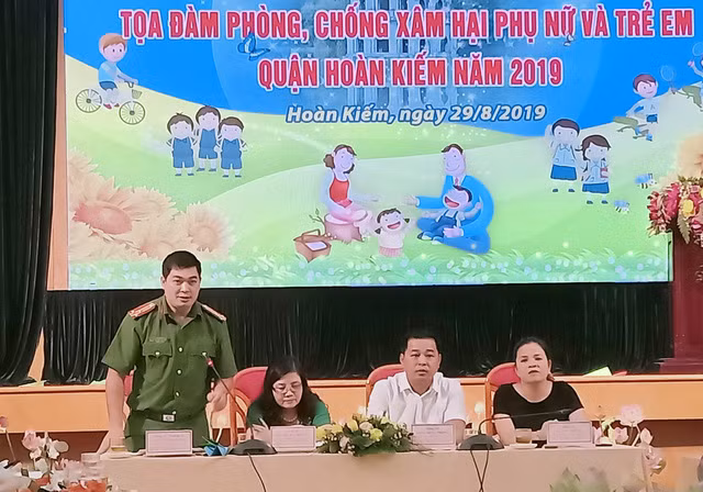 Vi sao bo me khong nen ghi thong tin ca nhan len cap sach cua con?-Hinh-2