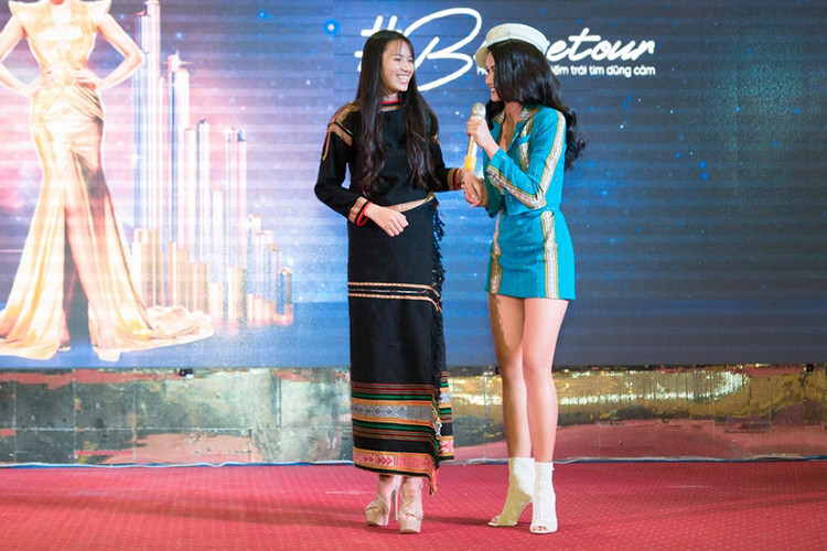 Trước sự ủng hộ của đương kim hoa hậu, H’luai H’wing đăng ký tham gia Hoa hậu Hoàn vũ Việt Nam năm nay. Ảnh: Yan