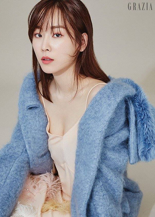 Seo Hyun Jin từng đóng chung với Ahn Jae Hyun trong bộ phim "The beauty inside" lên sóng năm 2018.