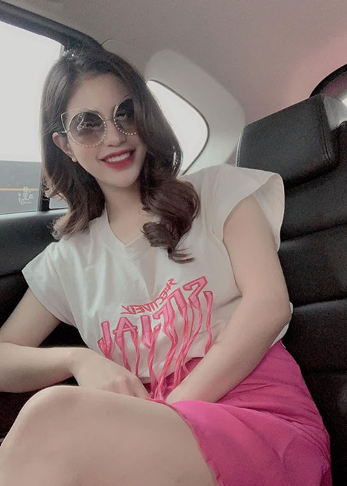 Trần Hương cho biết, công việc kinh doanh online của cô khá suôn sẻ nhờ được mọi người ủng hộ.