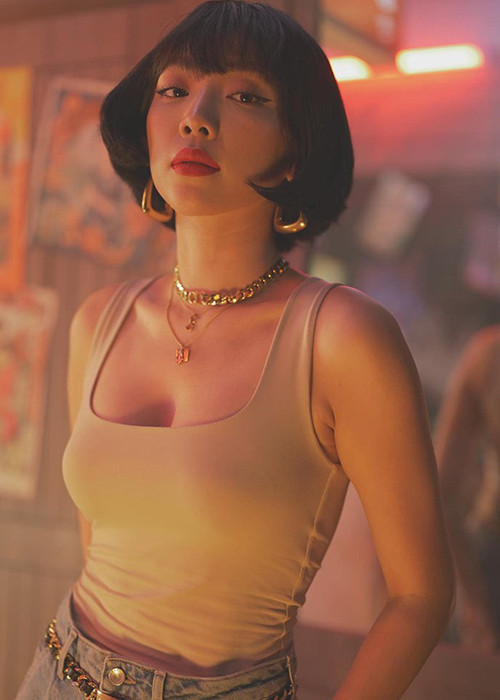 Mới đây, Tóc Tiên hé lộ sản phẩm âm nhạc mới qua một teaser.