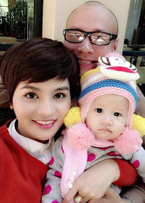 Vũ Thu Phương sinh cho chồng đại gia 2 cô con gái: bé Anna và bé Angelina.