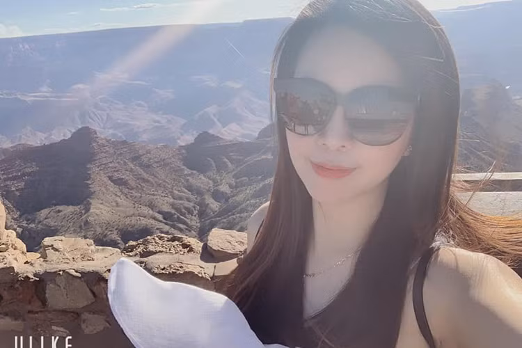 Tiểu tam phim "Tiếng sét trong mưa" từng khoe ông xã nôn nóng đến mức đi ngủ cũng gặp con trong mơ.