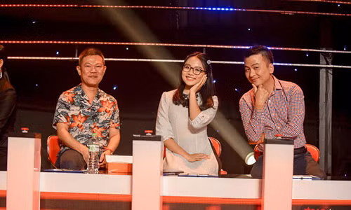 Phuong My Chi 16 tuoi lam giam khao Giong hat Viet nhi: Tai sao khong?