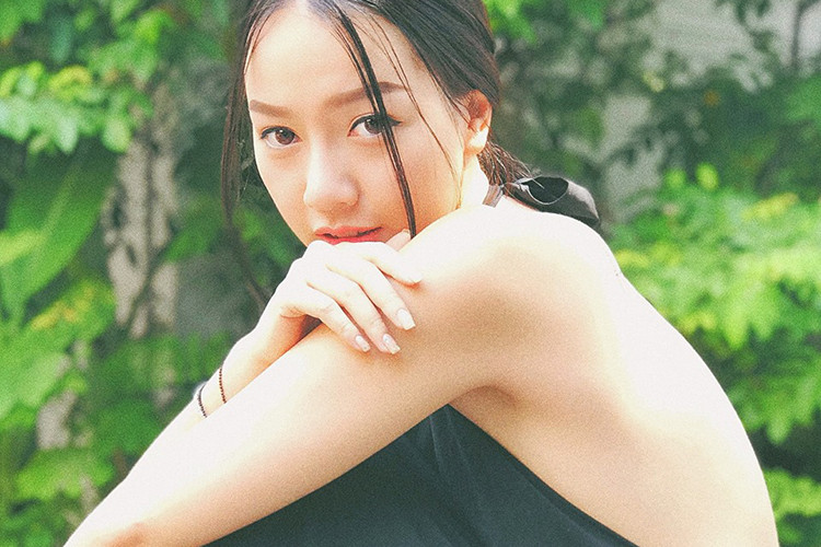 Khi tham gia phim "Gạo nếp gạo tẻ", Băng Di thể hiện nhân vật tiểu tam thành công đến mức cô bị ném đá ngoài đời thực.