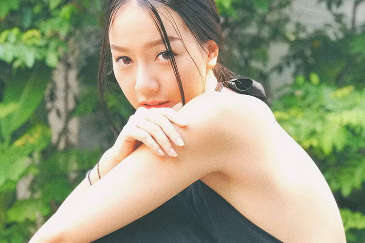 Khi tham gia phim "Gạo nếp gạo tẻ", Băng Di thể hiện nhân vật tiểu tam thành công đến mức cô bị ném đá ngoài đời thực.