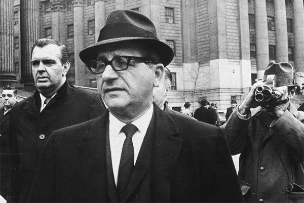 Uan khuc ve cai chet cua 