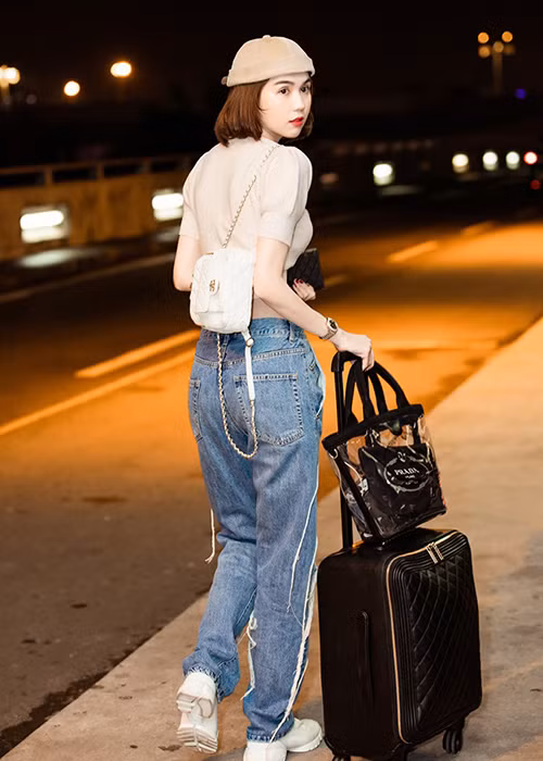 Ngọc Trinh dường như không còn bận tâm đến Vũ Thu Phương sau màn khẩu chiến làm xôn xao dư luận.