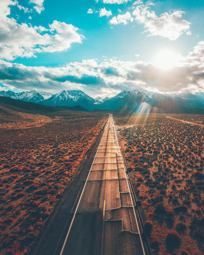 Sa mạc ở Mammoth Lakes, California