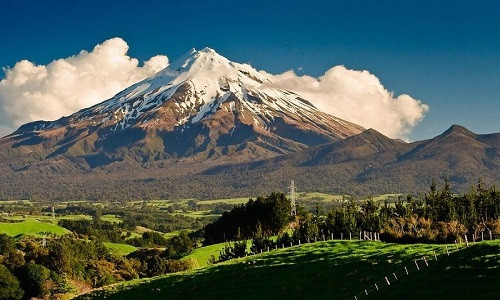 Núi Taranaki (nguồn ảnh: internet).