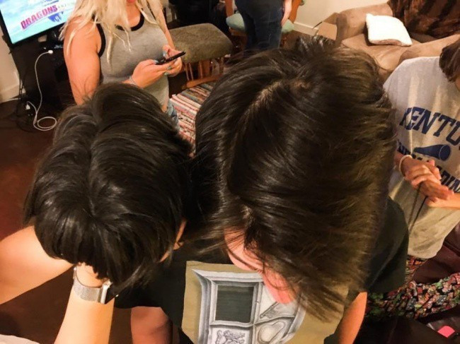 Bạn hãy nhìn kỹ lại hình ảnh khó tin này đi nhé