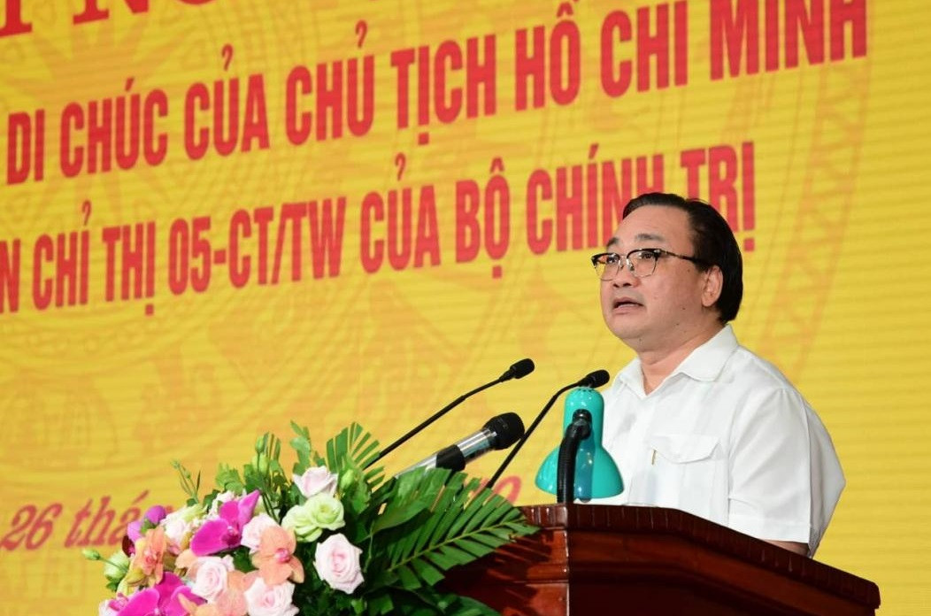 Bi thu Ha Noi: Phai dua nguoi khong xung dang ra khoi bo may