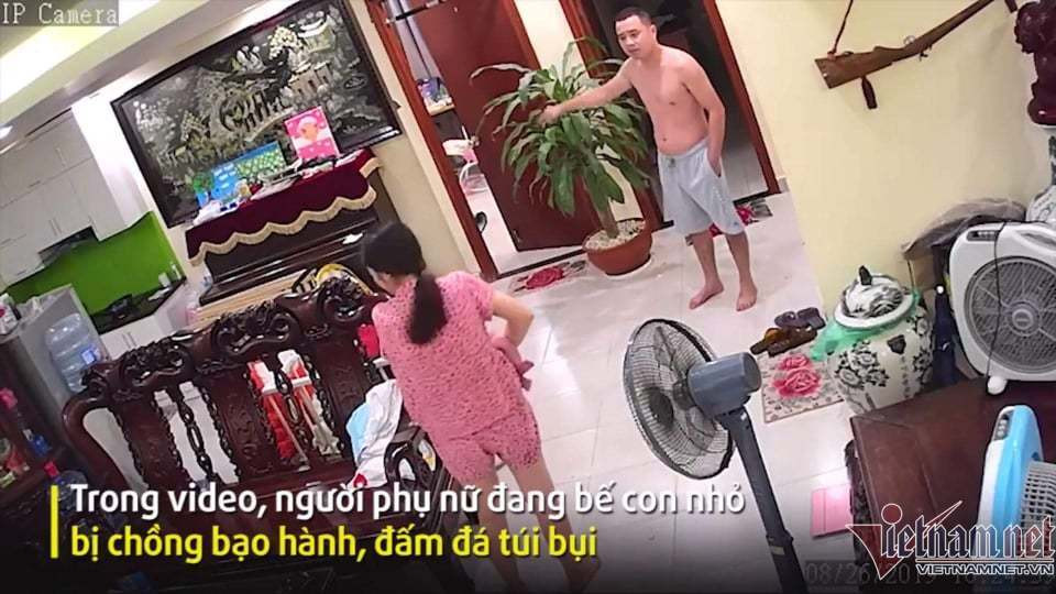 Me de vo su Xuan Vinh: 'Con dau bi danh toi rat thuong, toi se mang con trai'