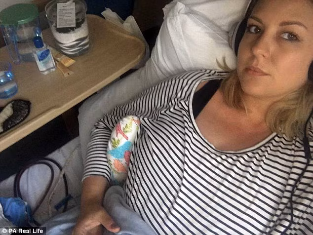 Hy huu nguoi phu nu co 3 khoi u tren nguc