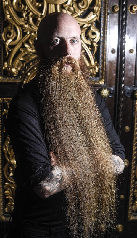 Cuộc thi này không chỉ chọn ra người có bộ râu đẹp nhất mà còn trao phần thưởng cho người sở hữu bộ râu quái dị nhất.