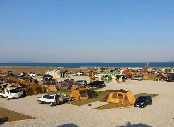 Đê Saemangeum được biết đến là một trong những điểm du lịch hấp dẫn nhất Hàn Quốc đối với các du khách trong và ngoài nước. Ảnh: vnmoney.nld.com.vn.