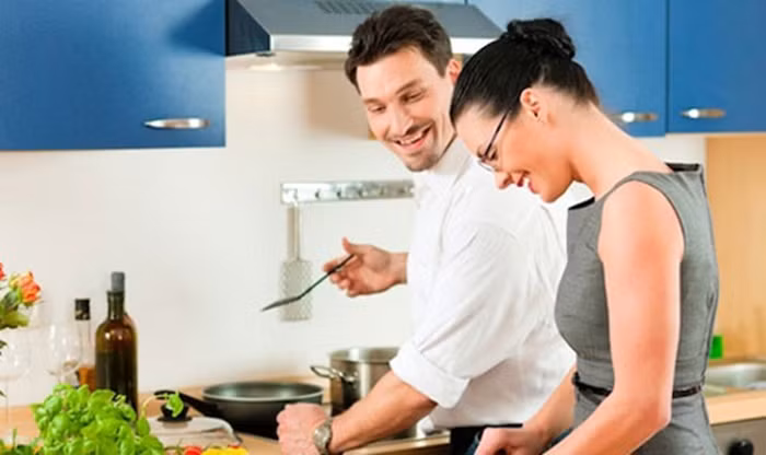 Hon nhan suyt tan vo vi so thich nau an ky quai cua chong