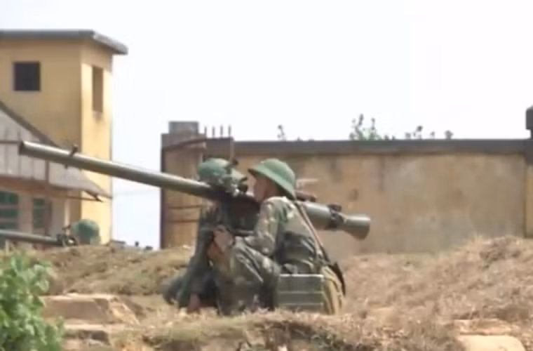 Để làm chủ và phát huy tối đa hỏa lực này, Tiểu đoàn 15 súng pháo SPG-9 của Sư đoàn 312 đã có nhiều biện pháp đổi mới công tác huấn luyện, trong đó đơn vị chú trọng bồi dưỡng đội ngũ khẩu đội trưởng, coi đây là hạt nhân lan tỏa trong từng nhiệm vụ. Nguồn ảnh: Kênh QPVN