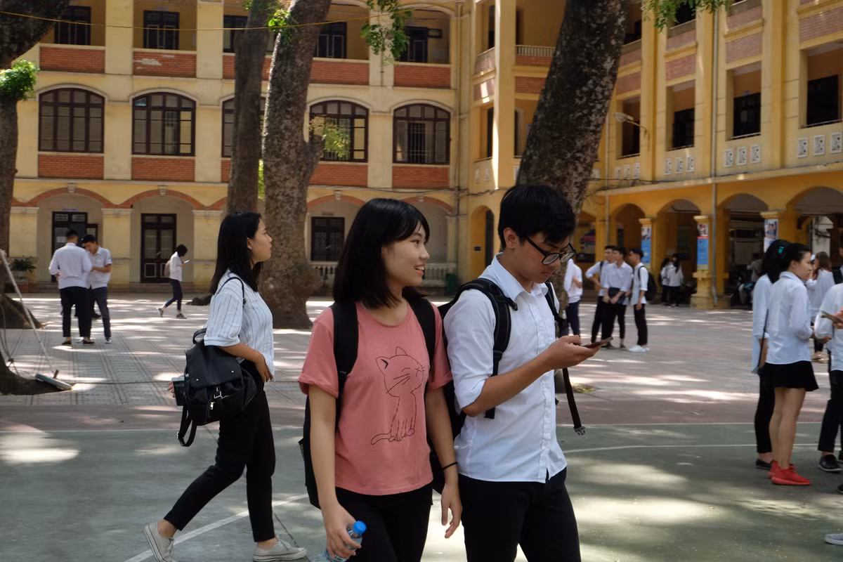 Chiều nay, các thí sinh sẽ tiếp tục kỳ thi THPT quốc gia với môn Toán, trong thời gian 90 phút. Bài thi Toán sẽ thi theo hình thức trắc nghiệm.