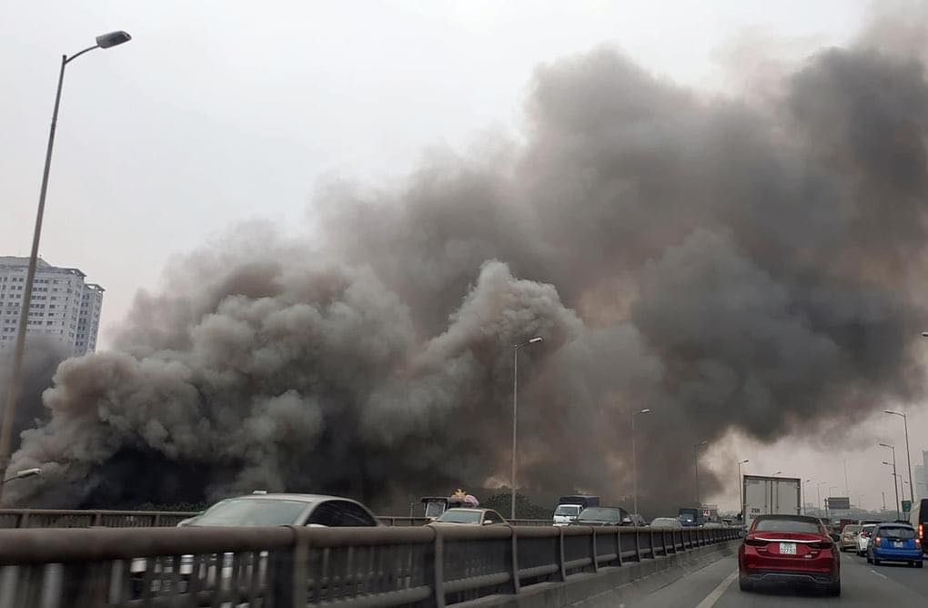 Đồng thời tiếp nhận thêm sự chi viện của Công an huyện Thanh Trì, công an quận Thanh Xuân, Hà Đông gần đó.