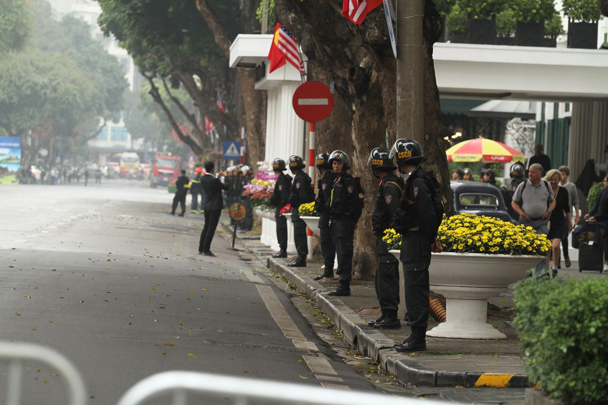 Dự kiến lịch trình, Tổng thống Trump và Chủ tịch Kim Jong-un sẽ có cuộc hội đàm riêng khoảng 20 phút, bắt đầu từ lúc 18h40 đến 19h ngày 27/2.