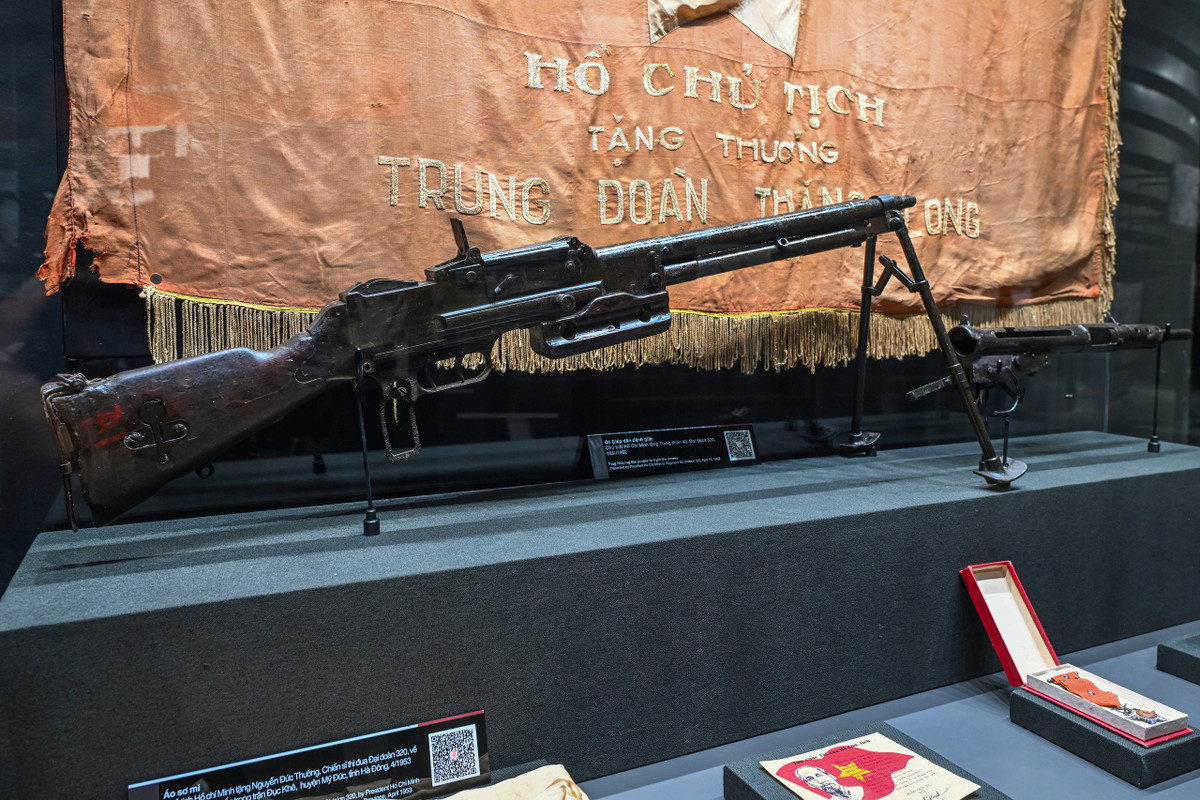 Bảo tàng Lịch sử Quân sự Việt Nam hiện đang mở cửa đón các đoàn chuyên gia trong lĩnh vực bảo tàng, các đoàn khách tham quan đăng ký trước. Bảo tàng sẽ mở cửa đón công chúng từ ngày 1/11/2024.