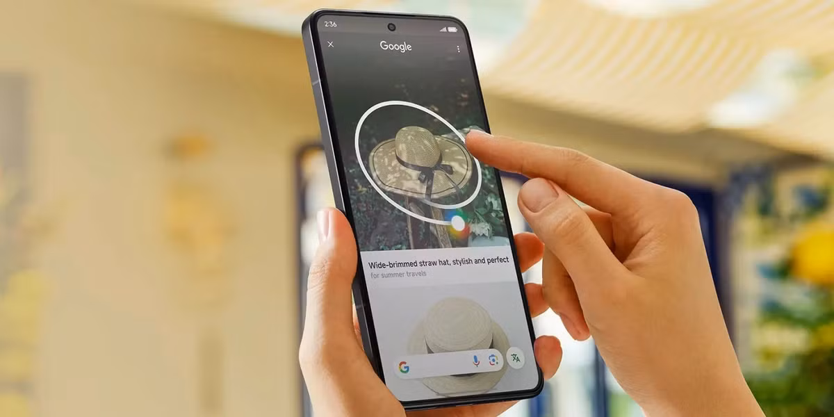 Xiaomi 14T tích hợp tính năng Circle to Search thú vị của Google, cách mạng hóa trải nghiệm tìm kiếm truyền thống. Đặt 3 ngón tay lên màn hình là có thể kích hoạt, người dùng bắt đầu tìm kiếm chỉ bằng cách vẽ vòng tròn quanh nội dung quan tâm trên màn hình, mà không phải nhập từ khóa thủ công. Ảnh Mi Interested