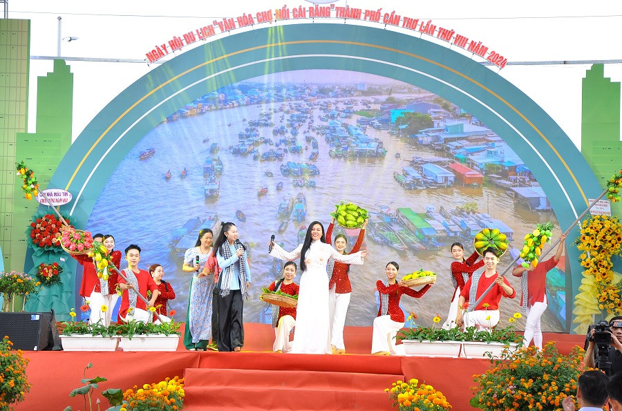 Cần Thơ: Công ty HD trúng gói thầu trang trí Tết hơn 5,5 tỷ - Hình 3 Can Tho: Cong ty HD trung goi thau trang tri Tet hon 5,5 ty-Hinh-3