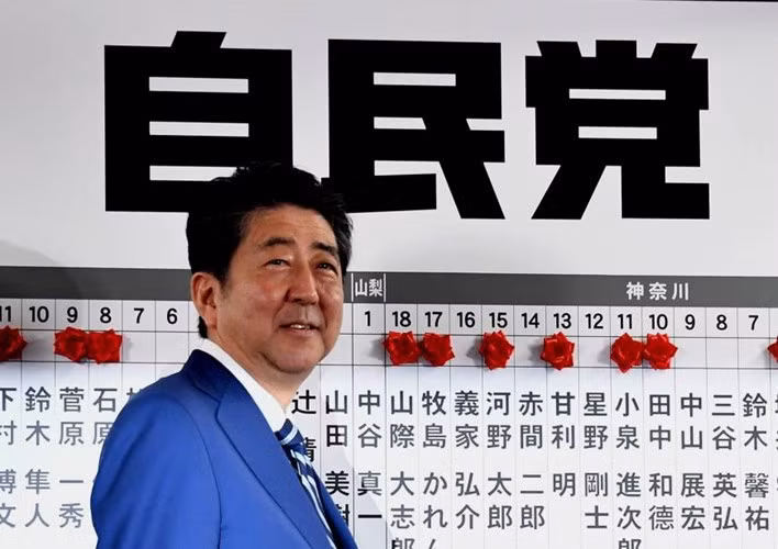 Diem nong 24h: Vi sao can bo tinh uy Thai Binh "mat tich", TGD VN Pharma xiu tai toa-Hinh-9