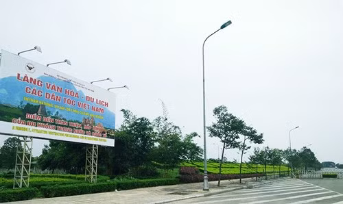 Diem nong 24h: Vi sao can bo tinh uy Thai Binh "mat tich", TGD VN Pharma xiu tai toa-Hinh-2