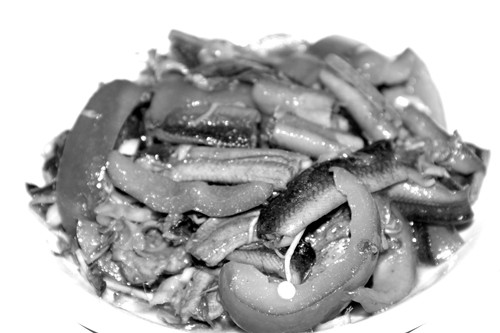 Mon an tu luon giup chua roi loan cuong