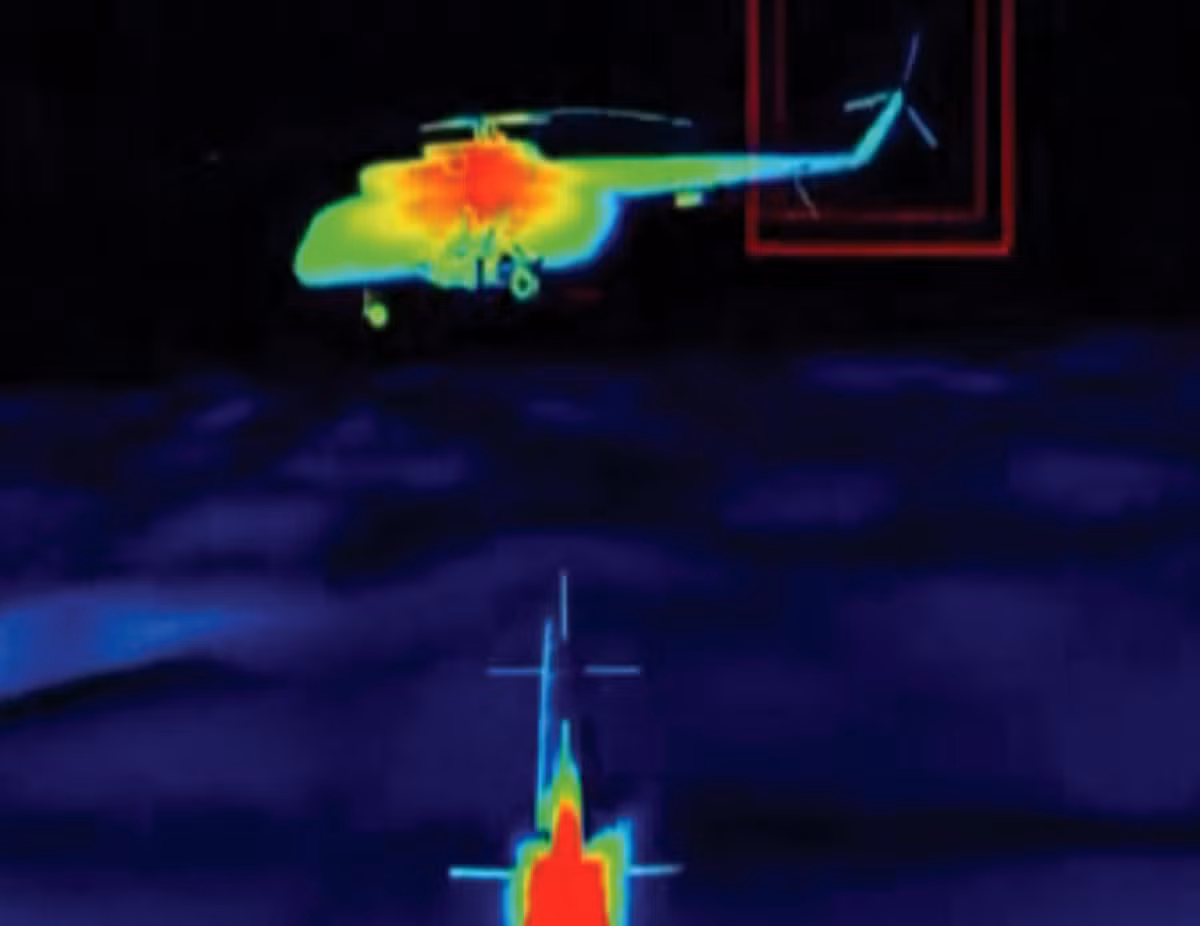 President-S có thể chế áp các đầu tự dẫn quang học của các tên lửa đối không bằng cách phóng nguồn phát xạ laser đa phổ đến các đầu tự dẫn quang học.