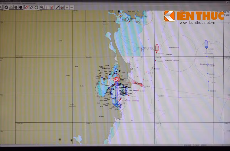 Hải đồ điện tử với nhiều chức năng phục vụ huấn luyện.