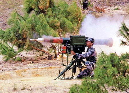 Nho Pakistan, ten lua chong tang HJ-8 Trung Quoc dat khach