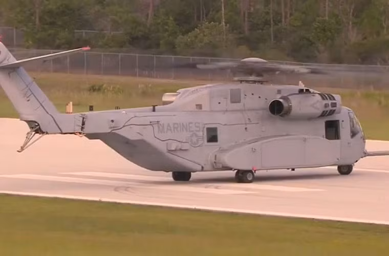 Tải trọng của trực thăng vận tải CH-53K lên tới 15,9 tấn (trong khi CH-53E chỉ là 13,6 tấn) đưa nó trở thành trực thăng vận tải lớn nhất của Không quân Mỹ. Mặc dù vậy, tải trọng của CH-53K vẫn xếp sau Mi-26 của Nga.