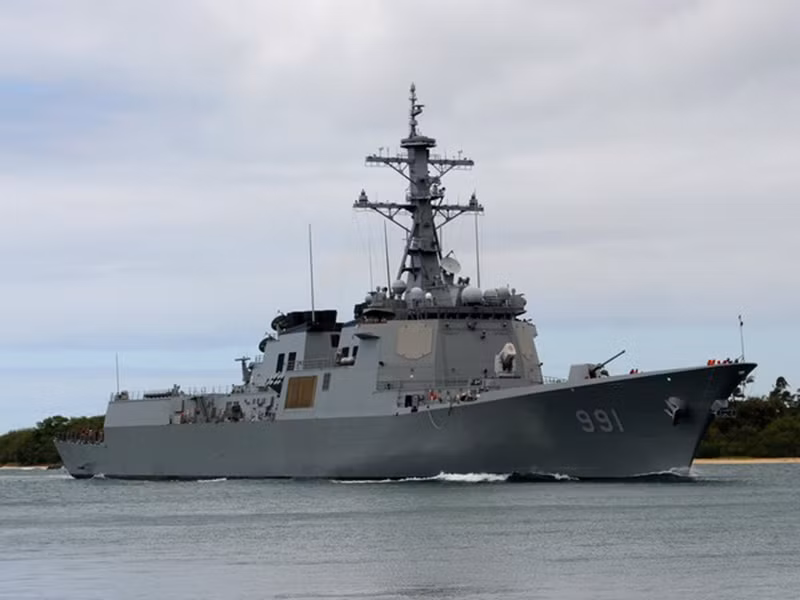 Đối với Hàn Quốc, khu trục hạm Sejong Đại Đế là chiến hạm hiện đại và lớn nhất của hải quân nước này, đồng thời đây cũng là lớp tàu khu trục Aegis lớn nhất thế giới với lượng giãn nước 11.000 tấn và thủy thủ đoàn 300 người.