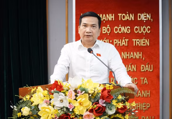 Thiếu tướng Nguyễn Sỹ Quang có học hàm thạc sĩ Luật, cử nhân An ninh Điều tra. (Ảnh: Đan Thuần)