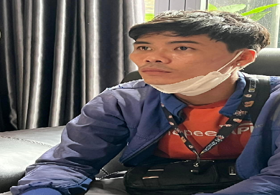 Shipper bi cuop xe hang o TP.HCM duoc ung ho 85 trieu-Hinh-2