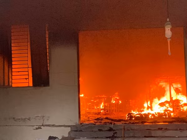 Tin nong 21/7: Tam dinh chi chanh thanh tra bi to hiep dam-Hinh-4