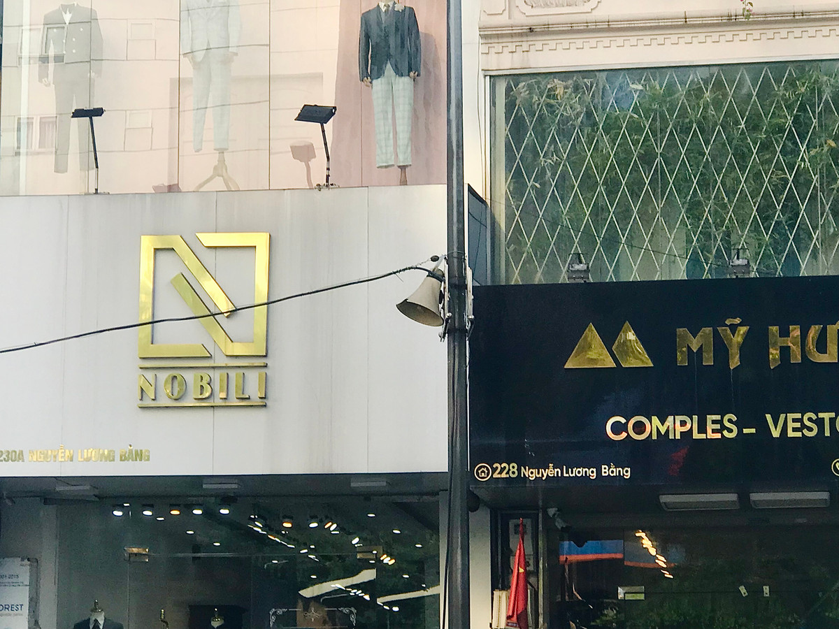 Không khó bắt gặp tình trạng loa phường hư hỏng như thế này.