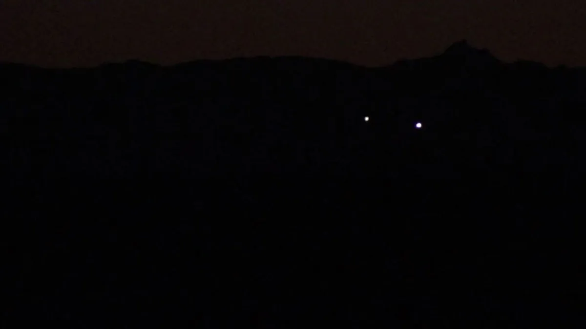 Hiện tượng này lần đầu được ghi nhận vào năm 1883 và thu hút sự chú ý của nhiều nhân chứng, bao gồm cả phi công.(Ảnh:NBC 5 Dallas-Fort Worth)