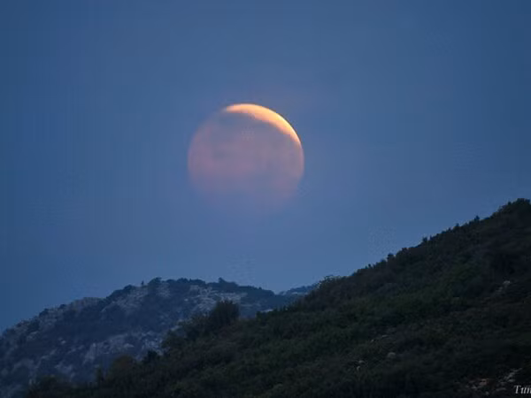 Đây là một hiện tượng dễ quan sát mà không cần dụng cụ đặc biệt.(Ảnh:National Geographic)