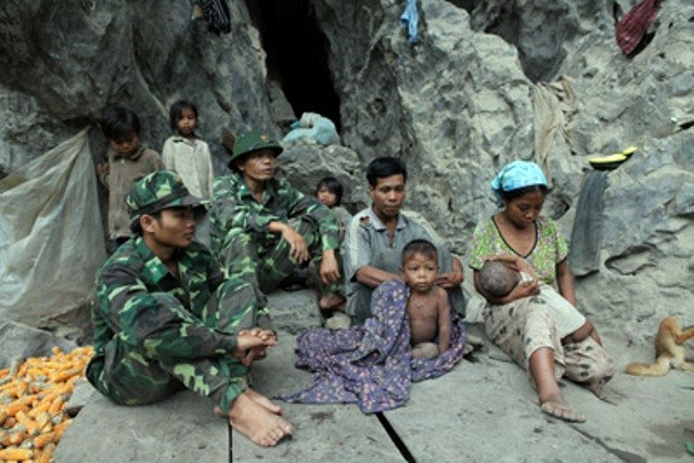 Các nhà nghiên cứu nhận định họ là cư dân tiền Việt Mường, lưu giữ những nét văn hóa cổ xưa hiếm hoi. (Ảnh: Dân Việt)