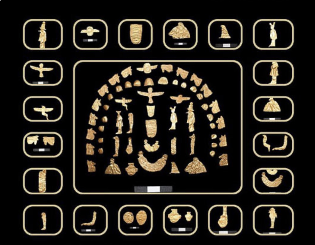 Các phát hiện đáng chú ý gồm 38 đồng xu từ thời Ptolemaic (304-30 TCN) với hình ảnh các vị thần Hy Lạp và Ai Cập, cùng với nhiều bùa hộ mệnh bằng vàng, bao gồm Mắt của Horus. Những đồng xu này có thể liên quan đến cuộc nổi loạn của pharaoh Horwennefer và Ankhwennefer để lật đổ sự cai trị của Hy Lạp.(Ảnh: