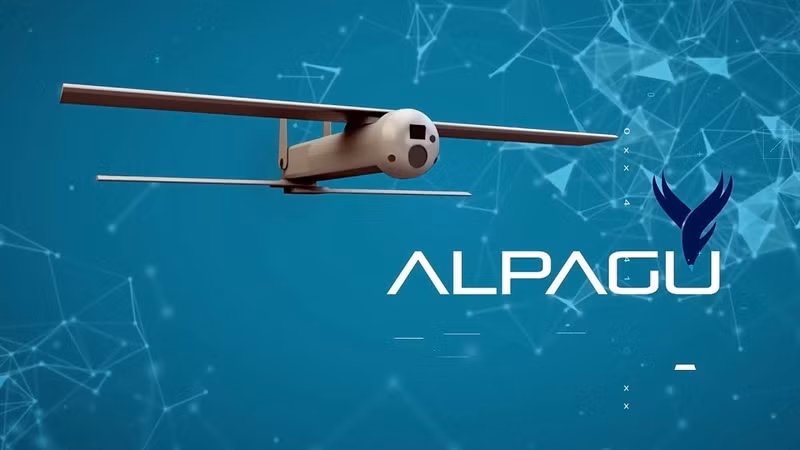 Bởi ALPAGU sở hữu cách tấn công mục tiêu khá thông minh. Khi chiến đấu, ALPAGU cảm tử sẽ được tên lửa đẩy đưa tới độ cao quy định. Chúng sẽ tự xác định mục tiêu và kích hoạt khối nổ định hướng mang theo. Mục tiêu sẽ bị tấn công đồng loạt từ trên không nên khả năng phòng chống là rất hạn chế.