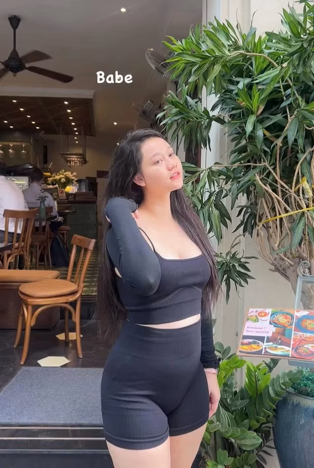 Mới đây, nữ chính bộ phim Mắt Biếc - Trúc Anh hình ảnh mới trên mạng xã hội. Ngoại hình có phần mũm mĩm, đầy đặn của cô nàng khiến nhiều người vô cùng bất ngờ.