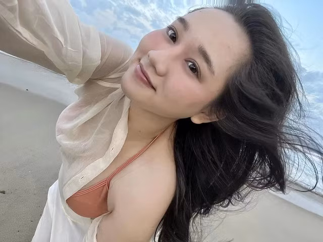 Trúc Anh từng được khán giả ưu ái gọi với danh xưng "nữ thần thanh xuân" sau khi đảm nhận vai nữ chính trong bộ phim Mắt Biếc được chuyển thể từ truyện cùng tên của nhà văn Nguyễn Nhật Ánh.