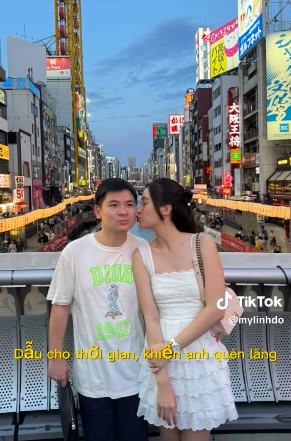 Ở phần bình luận, rất nhiều người đã vào gửi lời chúc phúc đến vợ chồng nàng hậu.