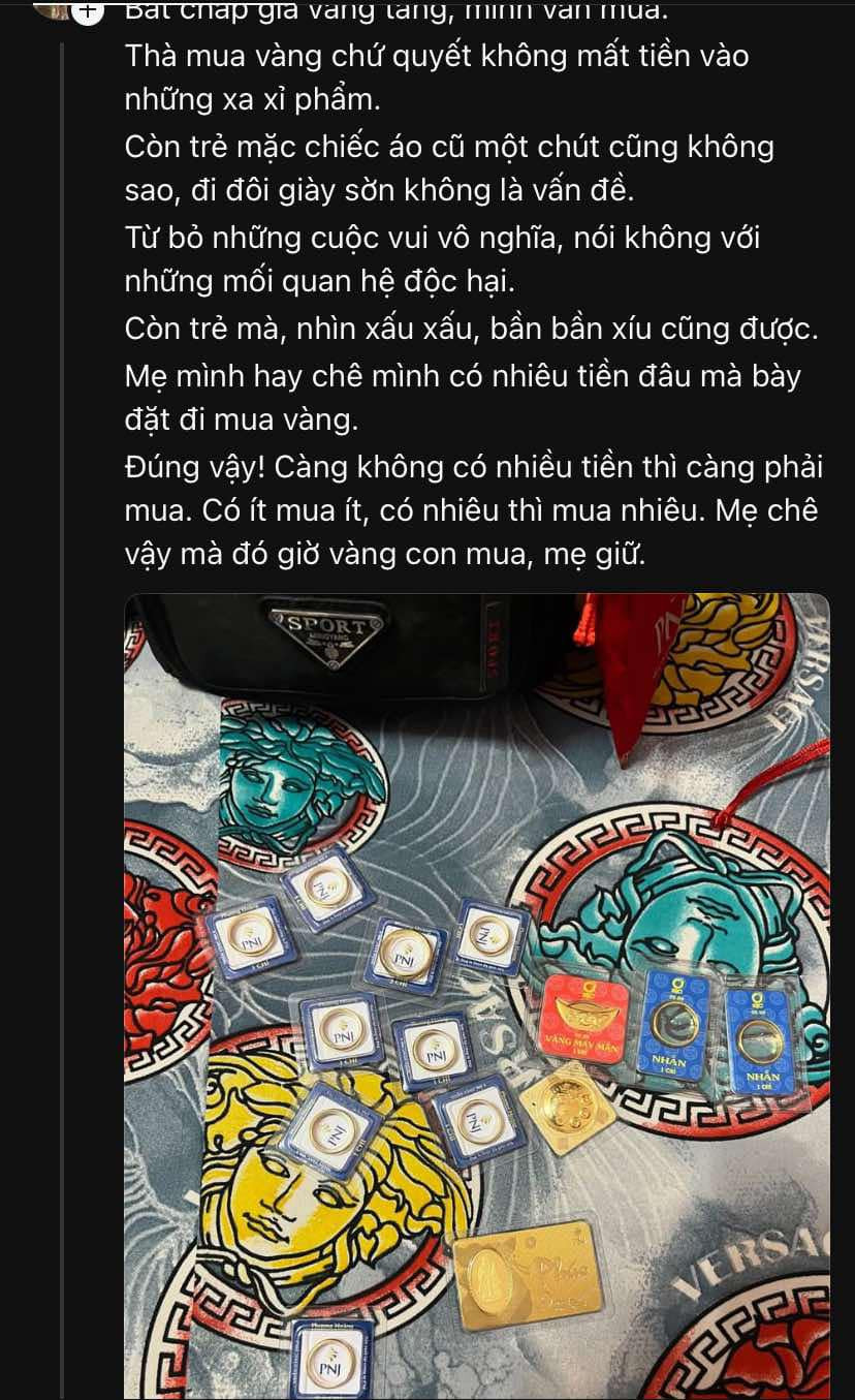 Bên cạnh đó, nhiều bạn trẻ cũng chia sẻ thành quả về việc tích trữ vàng suốt nhiều năm qua khiến nhiều người phải xuýt xoa, ngưỡng mộ.